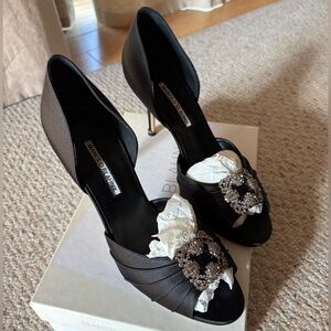 Manolo Blahnik Cassiado 10.5